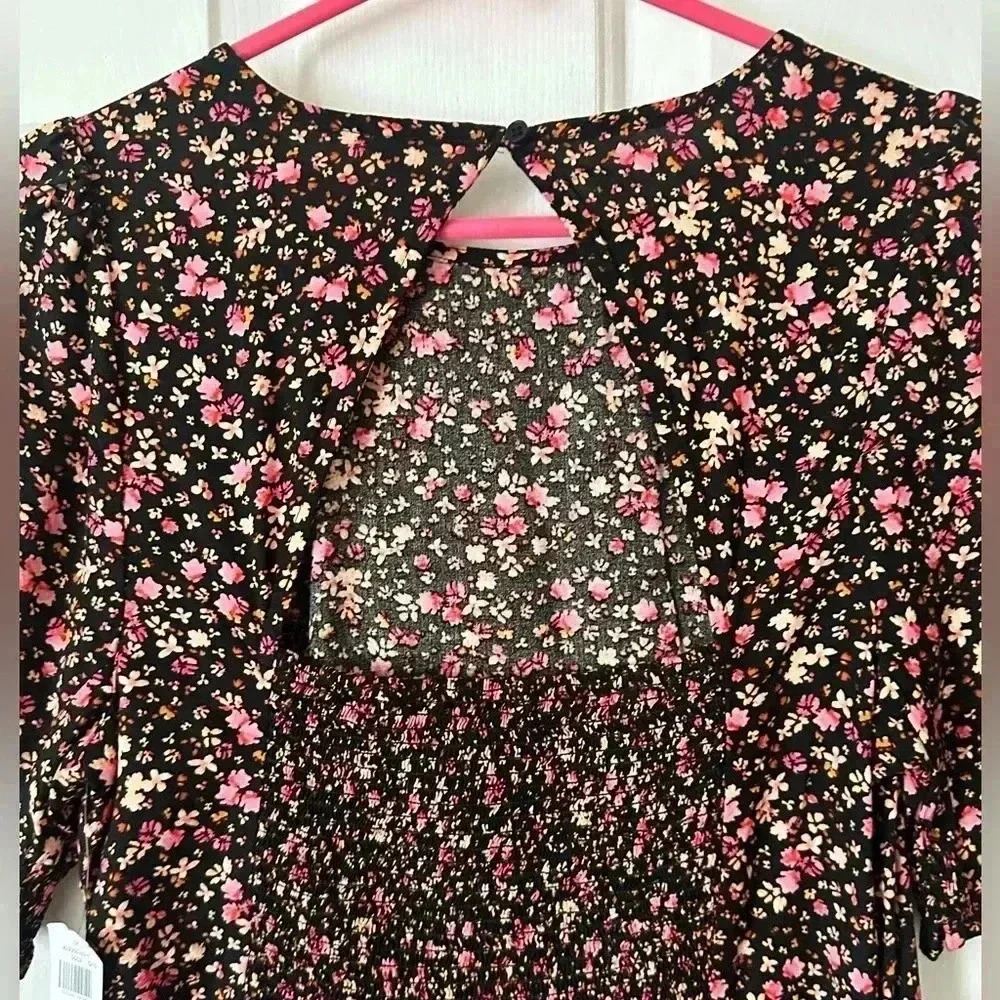 Old Navy medium Floral fall dress with back cutout - Picture 5 of 5